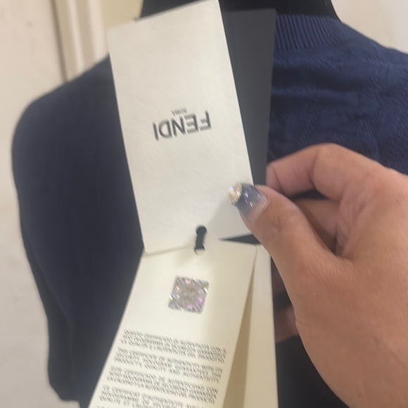 5️⃣5️⃣0️⃣ Fendi Navy Blue Women's Top NWT with fendi logo printed 💯 authentic - Picture 3 of 5